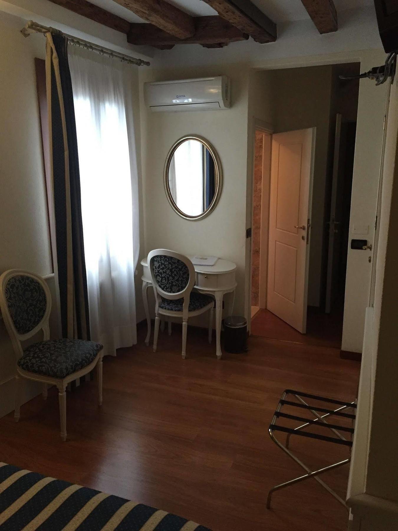 Venice Resorts Kültér fotó